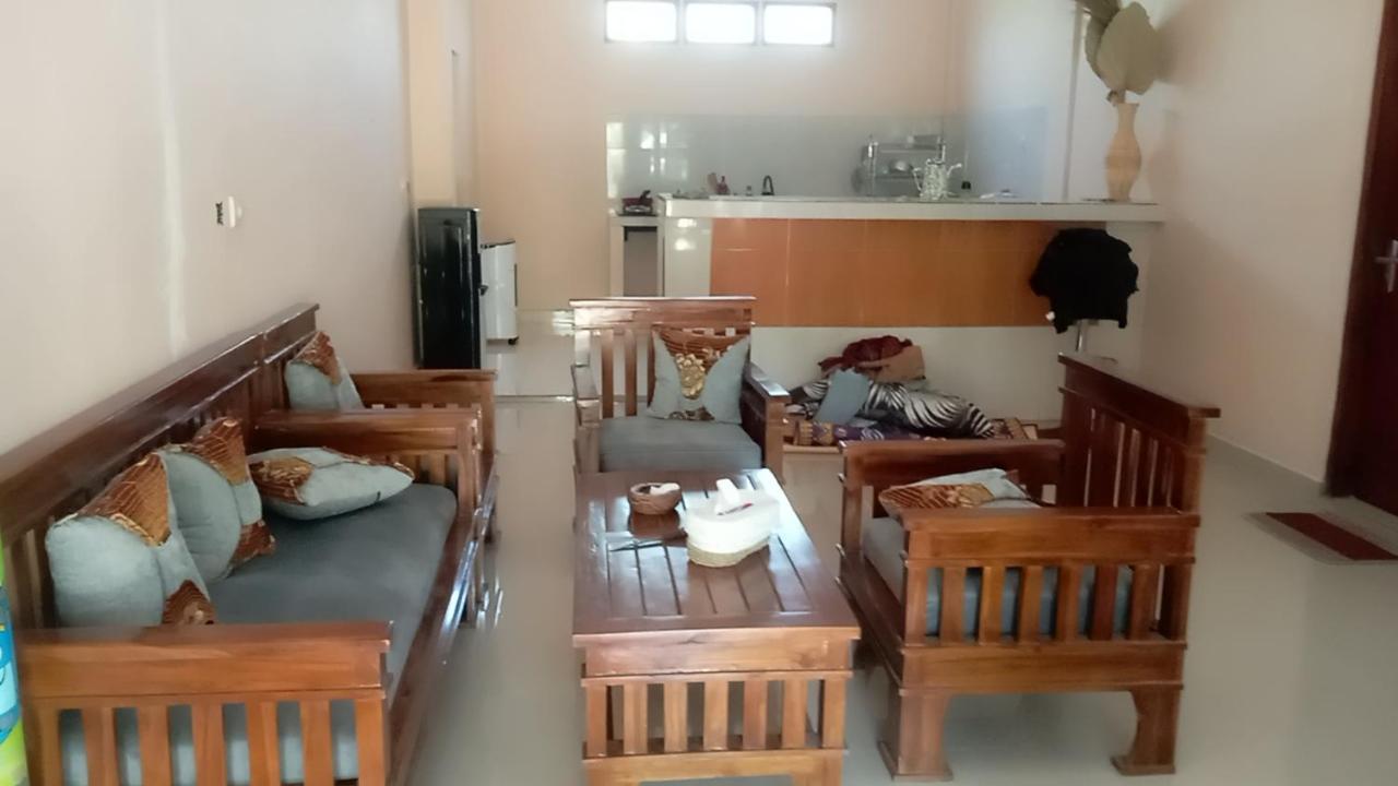 Warm Villas Lombok Kuta  Bagian luar foto