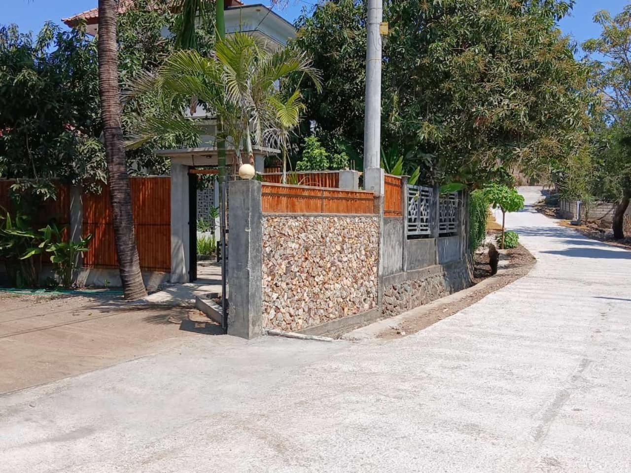 Warm Villas Lombok Kuta  Bagian luar foto